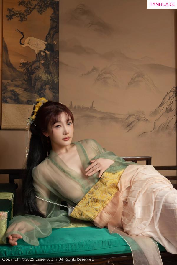   [XiuRen]高清写真图 2025.04.29 No.10223 陆萱萱 性感古装第54张图片